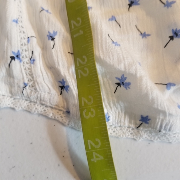 NWT SPRINGFIELD Women's  Boho Style Tie Front Blouse Size 2 - Picture 7 of 9